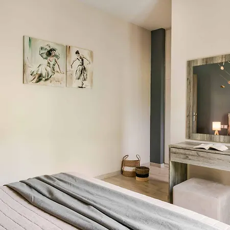 Villa Angela Lourdas *