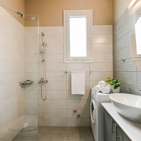 Angela Lourdas Villa